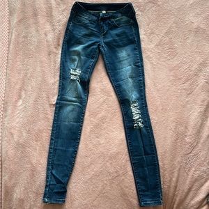 Decree Distressed Blue Jeans